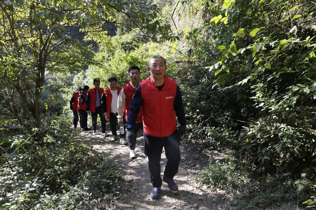 1-221021100152b2.jpg 1-221021100152b2.jpg